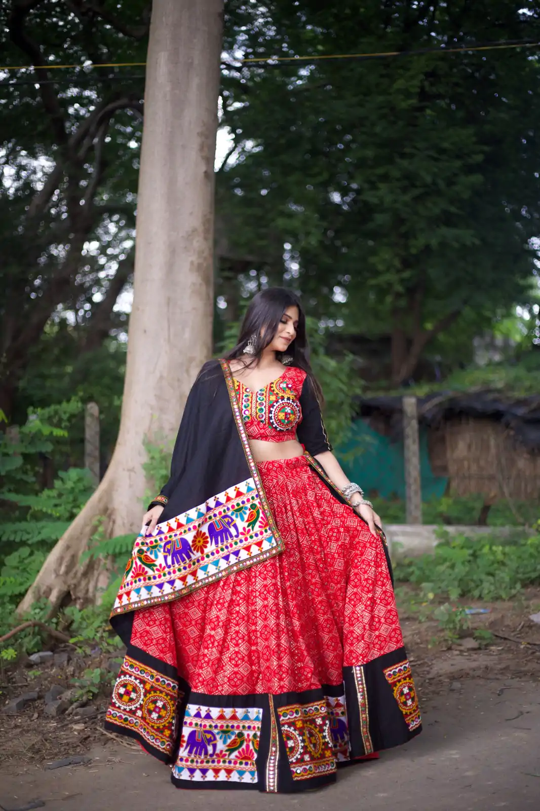 LNB 1693 Red Pure Cotton With Gamthi Work & Mirror Work Lehenga Choli. Affordable Price ₹3999. Delivery 4-6 Working Days. Shop now. | Lehenga, Bollywood Lehenga, Creative Lehenga, Designer Lehenga, Embroidered Lehenga, Party Wear Lehenga
