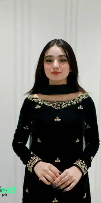 LG 2024 Green Velvet Salwar Suit with Lace Work & Embroidery Work. Festive Deal ₹1799. Delivery 4-6 Working Days. Shop now. | Jump Suits, Tops & Bottoms, Track Suits, Salwar suit, Casual Suits, Creative suits, Designer Suits, Palazzo Suits, Party Wear Suits, Patiala Suits, Straight Suits, Trendy Wear