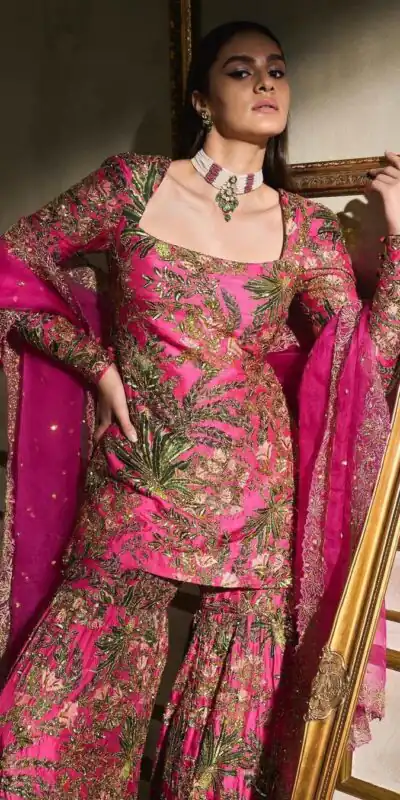 BD 1731 Pink Silk- Faux Georgette Digital Print Salwar Suit Casual, Wedding, Party, Festive, Events Etc.4-6 Working Days@ 1999/-only | Jump Suits, Salwar suit, Casual Suits, Creative suits, Designer Suits, Palazzo Suits, Party Wear Suits, Patiala Suits, Straight Suits