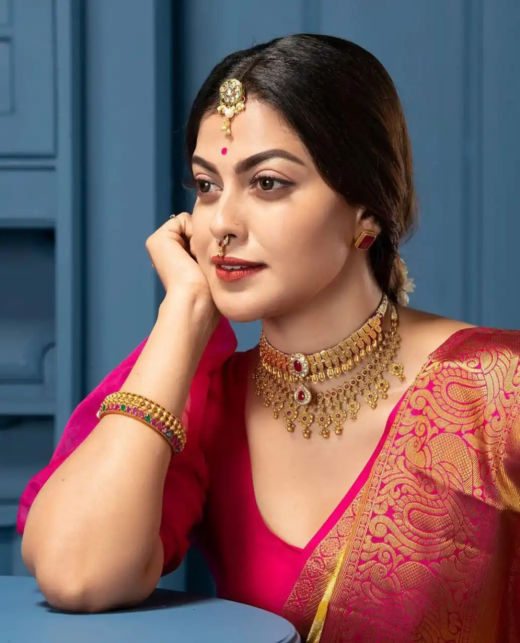 Mustered Soft Lichi Silk  Border Lace Work Saree - Image 7