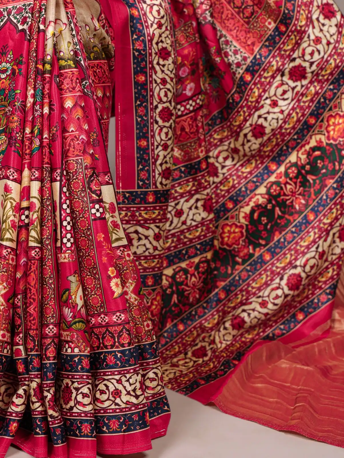 Red Gaji Silk Patola Print Lagadi Patta Saree - Image 3