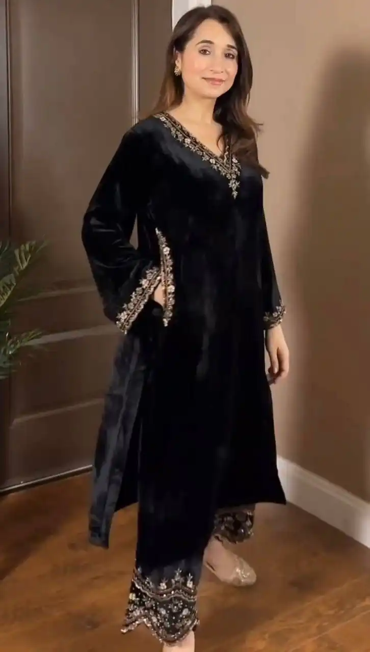 Black Viscose Velvet Thread Work Salwar Suit - Image 3