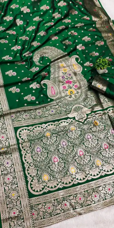 MB 3279 Green Soft Banarasi Silk Saree with Lace Work & Zari Work. Festive Deal ₹1899. Delivery 4-6 Working Days. Shop now. | Sarees, Bollywood Sarees, Creative Sarees, Designer Sarees, Embroidered Sarees, Ethnic Saree, Modern Digital sarees, Party Wear Sarees