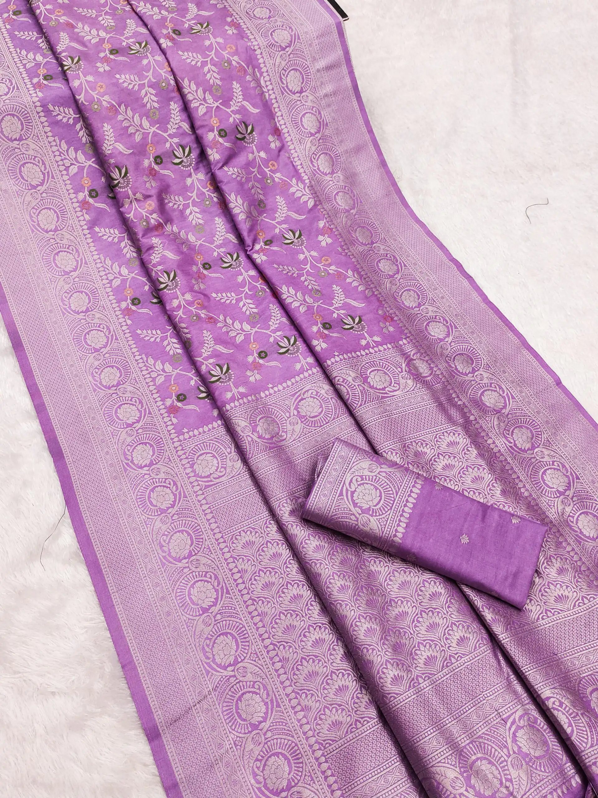 MB 113 Lavender Khaddi Pashmina Saree with Lace Work & Zari Work. Introductory Price ₹1949. Delivery 4-6 Working Days. Shop now. | Sarees, Bollywood Sarees, Creative Sarees, Designer Sarees, Embroidered Sarees, Ethnic Saree, Modern Digital sarees, Party Wear Sarees