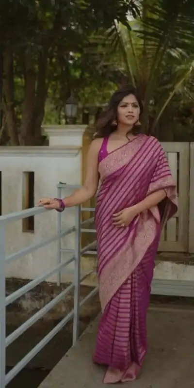 KPR 232 Light Purple Soft Lichi Silk Saree Perfect for Wedding, Party, Anniversary, Sangeet, Baby Shower Now at just ₹1399. Delivery 4-6 Working Days. Shop | Sarees, Bollywood Sarees, Creative Sarees, Designer Sarees, Embroidered Sarees, Ethnic Saree, Modern Digital sarees, Party Wear Sarees