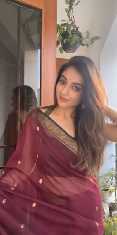 KP 6059 Maroon Soft Lichi Silk Saree with Lace Border & Lace Work. Affordable Price ₹1449. Delivery 4-6 Working Days. Shop now. | Sarees, Bollywood Sarees, Creative Sarees, Designer Sarees, Embroidered Sarees, Ethnic Saree, Modern Digital sarees, Party Wear Sarees