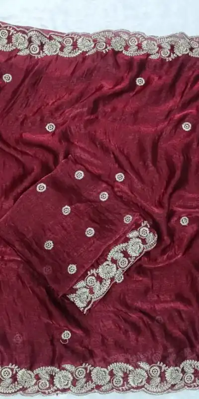 JR 655 Maroon Space Silk Saree Perfect for Wedding, Party, Pooja, Makar Sankranti, Temple Visit – . Affordable Price ₹1999. Delivery 4-6 Working Days | Sarees, Bollywood Sarees, Creative Sarees, Designer Sarees, Embroidered Sarees, Ethnic Saree, Modern Digital sarees, Party Wear Sarees