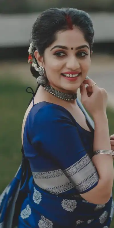 KPR 095 Navy Blue Soft Lichi Silk Saree with Lace Border & Lace Work. Affordable Price ₹1399. Delivery 4-6 Working Days. Shop now. | Sarees, Bollywood Sarees, Creative Sarees, Designer Sarees, Embroidered Sarees, Ethnic Saree, Modern Digital sarees, Party Wear Sarees