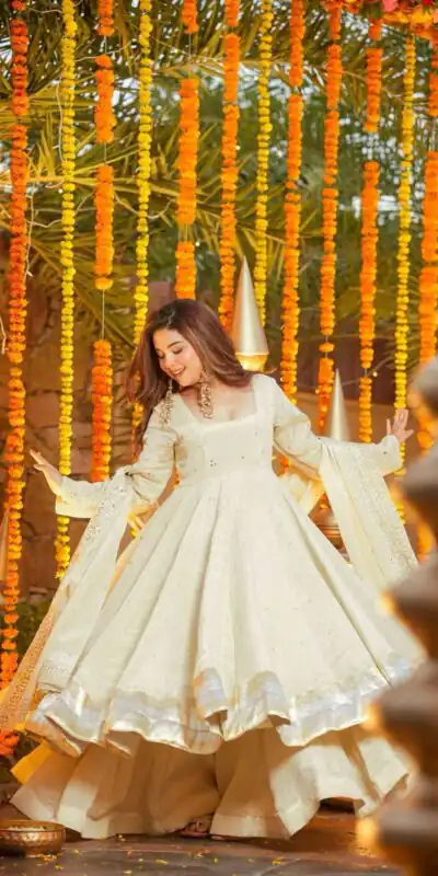 KD 1555 Off White Chinon Silk Gown Perfect for Wedding, Party, Engagement, Lohri, Diwali β . Grab it for βΉ2149. Delivery 4-6 Working Days. Shop n | Gowns, Bollywood Gowns, Creative Gowns, Designer Gowns, Embroidered Gowns, Party Wear Gowns