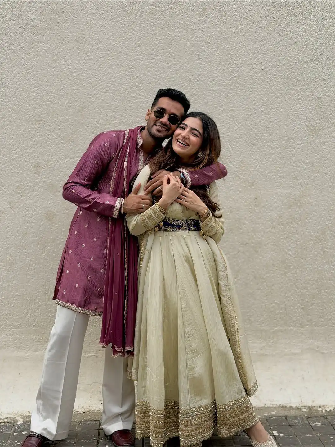 RTC 5957 Off White Chinon Silk Salwar Suit with Thread Embroidery. Available at ₹2449 only. Delivery 4-6 Working Days. Shop now. | Jump Suits, Tops & Bottoms, Track Suits, Salwar suit, Casual Suits, Creative suits, Designer Suits, Palazzo Suits, Party Wear Suits, Patiala Suits, Straight Suits, Trendy Wear