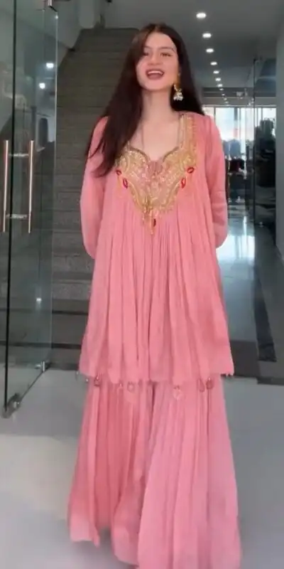 BE 434 Peach in Chinon Embroidery Work & Lace Work Salwar Suit . Affordable Price ₹1799. Delivery 4-6 Working Days. Shop now. | Jump Suits, Tops & Bottoms, Track Suits, Salwar suit, Casual Suits, Creative suits, Designer Suits, Palazzo Suits, Party Wear Suits, Patiala Suits, Straight Suits, Trendy Wear
