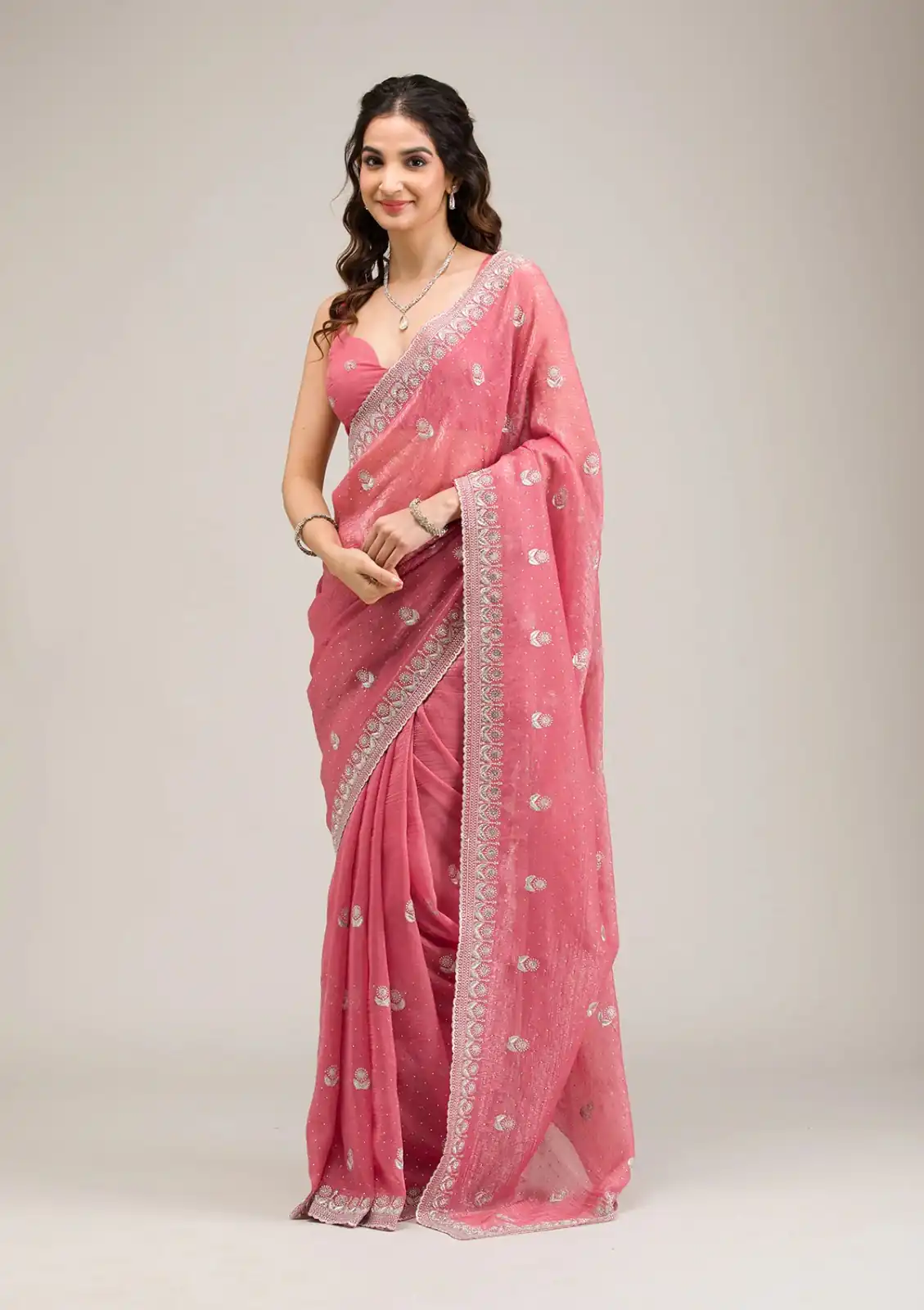 BT 439 Peach Crunchy Ciffon Saree Perfect for Wedding, Party, Bridal Wear, Raksha Bandhan, Festival Celebrations – . Special Price ₹1899. Delivery 4-6 | Sarees, Bollywood Sarees, Creative Sarees, Designer Sarees, Embroidered Sarees, Ethnic Saree, Modern Digital sarees, Party Wear Sarees