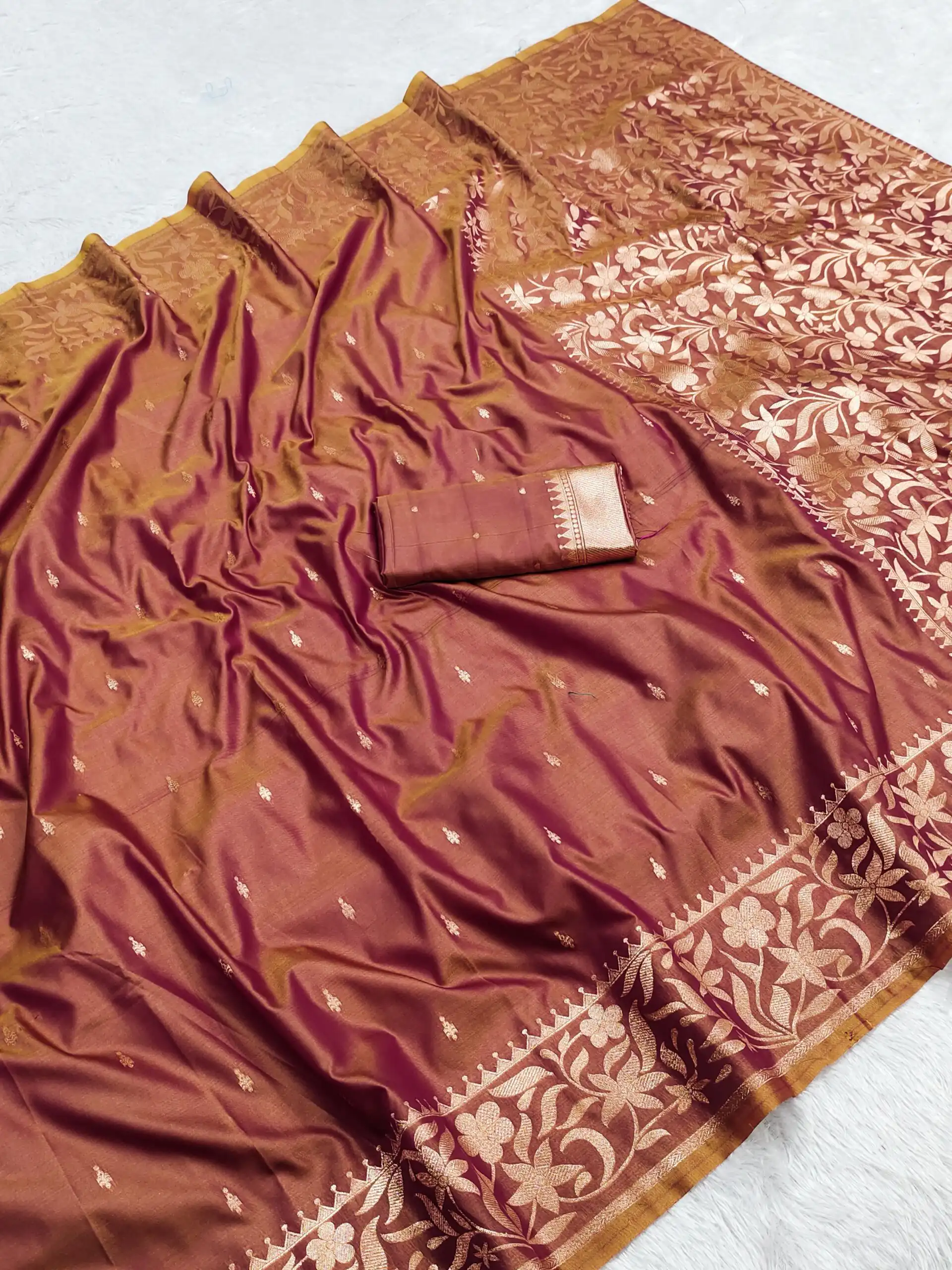 MB 197 Rust Color Banarasi Silk Saree with Zari Work & Lace Work. Exclusive Offer ₹1899. Delivery 4-6 Working Days. Shop now. | Sarees, Bollywood Sarees, Creative Sarees, Designer Sarees, Embroidered Sarees, Ethnic Saree, Modern Digital sarees, Party Wear Sarees