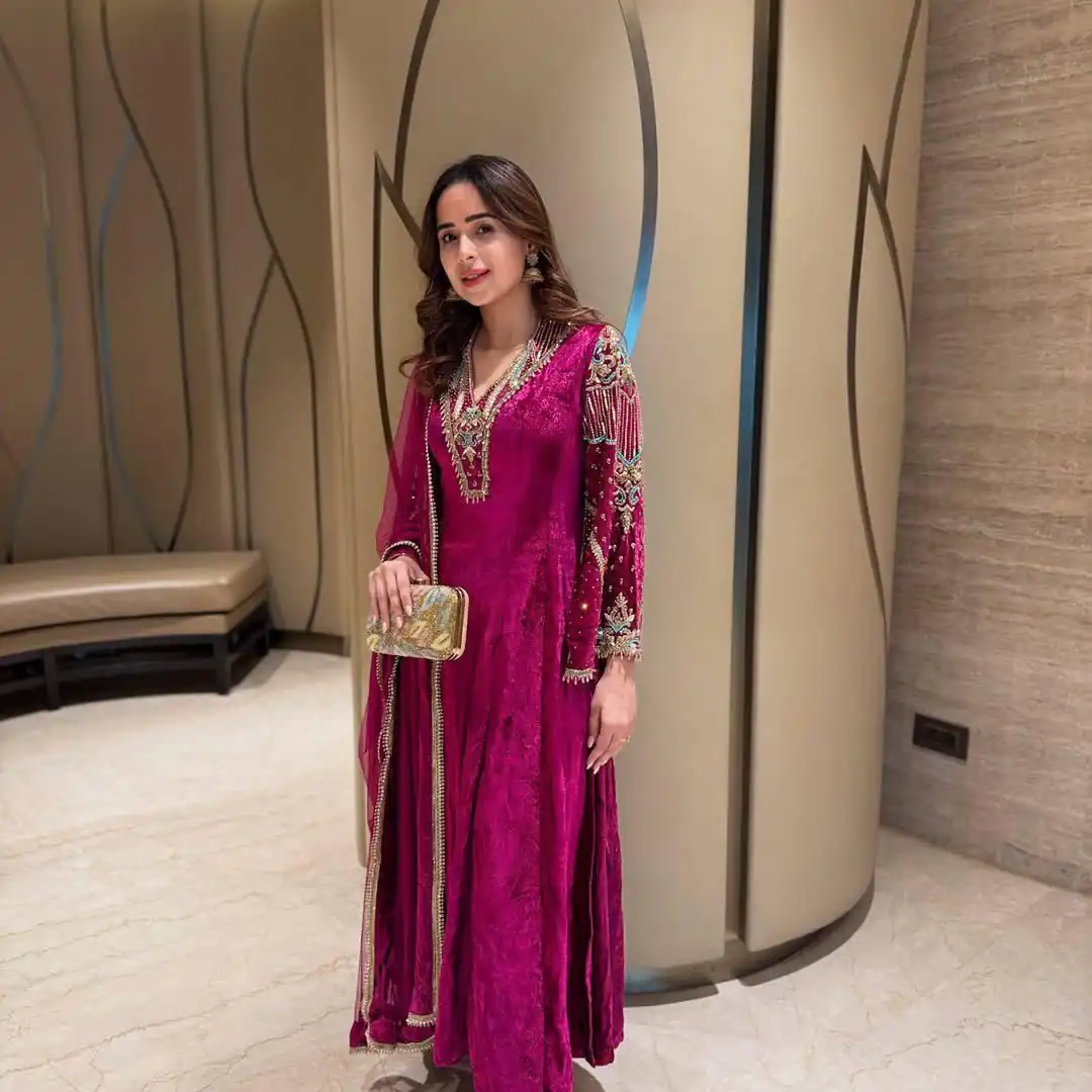 Rani Pink Velvet Embroidery Zari Work Salwar Suit - Image 3