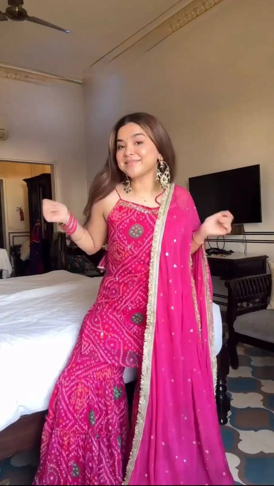 Pink Faux Georgette Printed Mirror Work Salwar Suit - Image 2