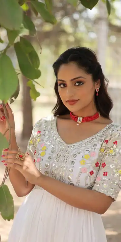 KA 1110 White Faux Blooming Gown Perfect for Wedding, Party, Holi, Lohri, Baby Shower – . Introductory Price ₹1649. Delivery 4-6 Working Days. Shop no | Gowns, Bollywood Gowns, Creative Gowns, Designer Gowns, Embroidered Gowns, Party Wear Gowns