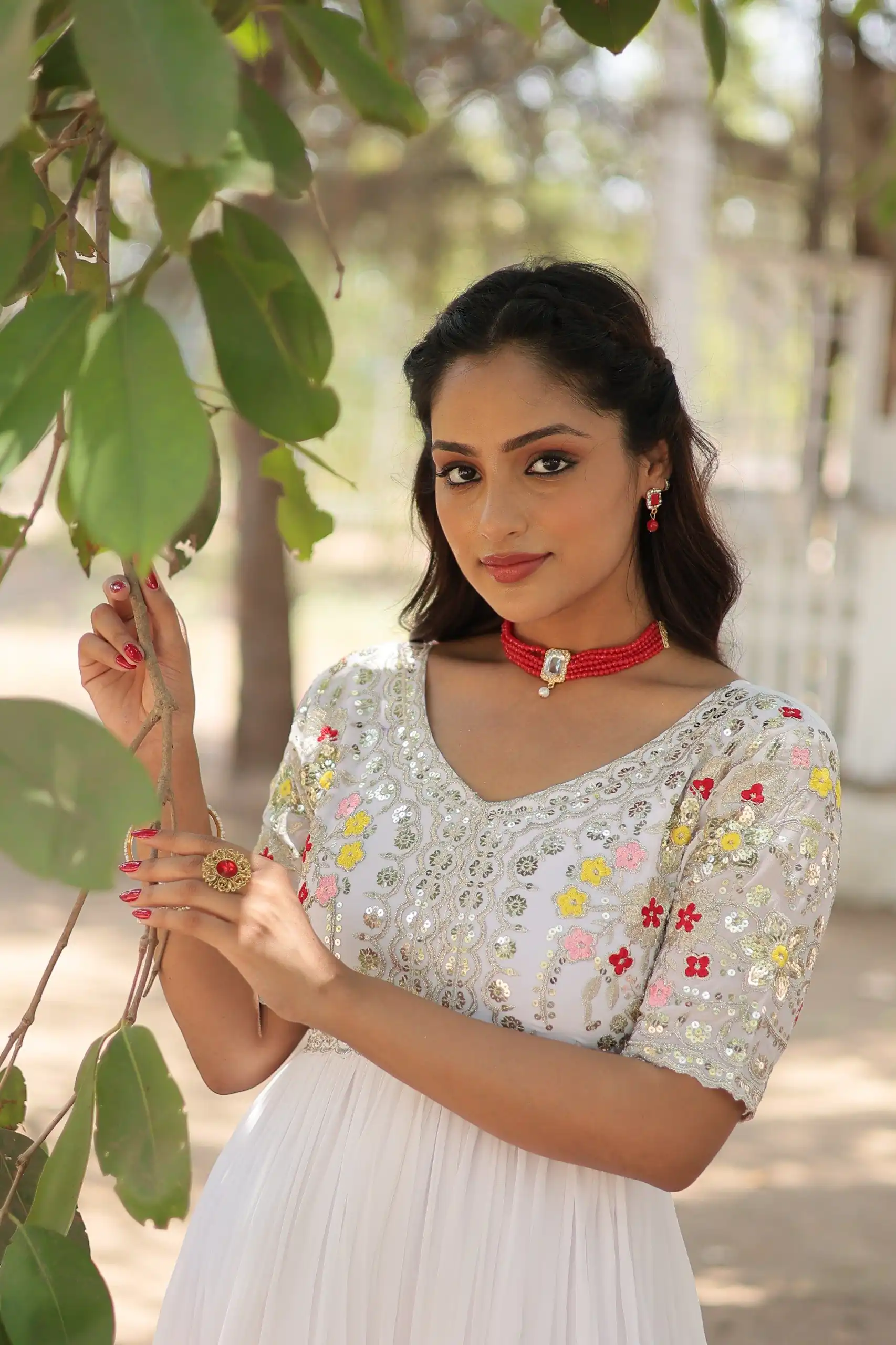 KA 1110 White Faux Blooming Gown Perfect for Wedding, Party, Holi, Lohri, Baby Shower – . Introductory Price ₹1649. Delivery 4-6 Working Days. Shop no | Gowns, Bollywood Gowns, Creative Gowns, Designer Gowns, Embroidered Gowns, Party Wear Gowns