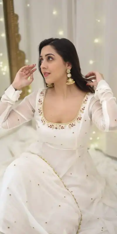 SRK 5271 White Faux Georgette Salwar Suit Perfect for Wedding, Party, Lohri, Temple Visit, Durga Puja – . Grab it for ₹1749. Delivery 4-6 Working Days | Jump Suits, Salwar suit, Casual Suits, Creative suits, Designer Suits, Palazzo Suits, Party Wear Suits, Patiala Suits, Straight Suits
