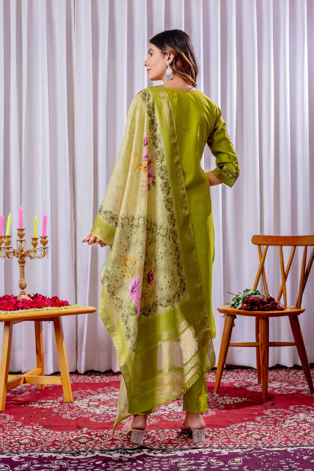 DIVA 111 Green Viscose Silk Salwar Suit with Thread Embroidery Work. Best Price ₹2049. Delivery 4-6 Working Days. Shop now. | Jump Suits, Salwar suit, Casual Suits, Creative suits, Designer Suits, Palazzo Suits, Party Wear Suits, Patiala Suits, Straight Suits