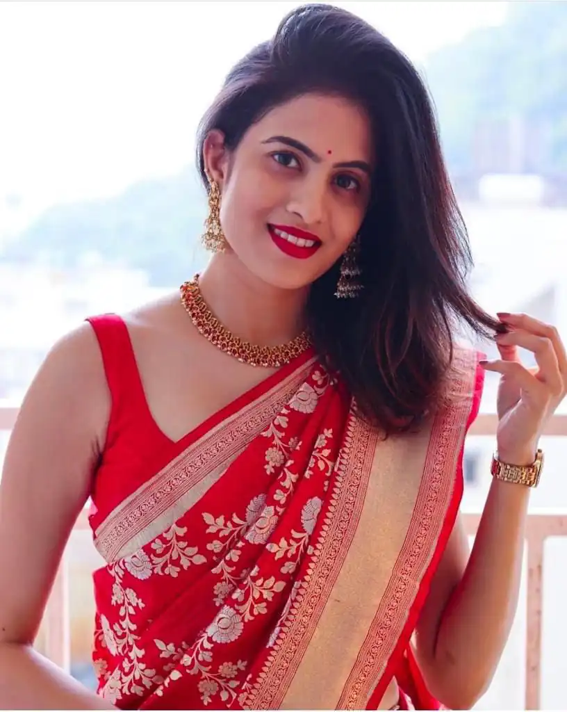 KPR 110 Red Soft Lichi Silk Saree Perfect for Wedding, Party, Reception, Diwali, Ethnic Day – . Affordable Price ₹1299. Delivery 4-6 Working Days. | Sarees, Bollywood Sarees, Creative Sarees, Designer Sarees, Embroidered Sarees, Ethnic Saree, Modern Digital sarees, Party Wear Sarees