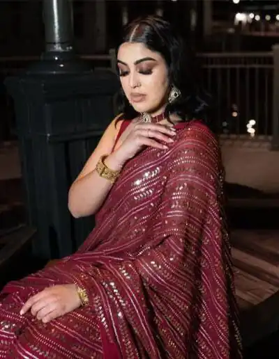 FB HM204 Red Georgette Saree Perfect for Wedding, Party, Reception, Holi, Cultural Events –. Affordable Price ₹1999. Delivery 4-6 Working Days. Shop | Sarees, Bollywood Sarees, Creative Sarees, Designer Sarees, Embroidered Sarees, Ethnic Saree, Modern Digital sarees, Party Wear Sarees