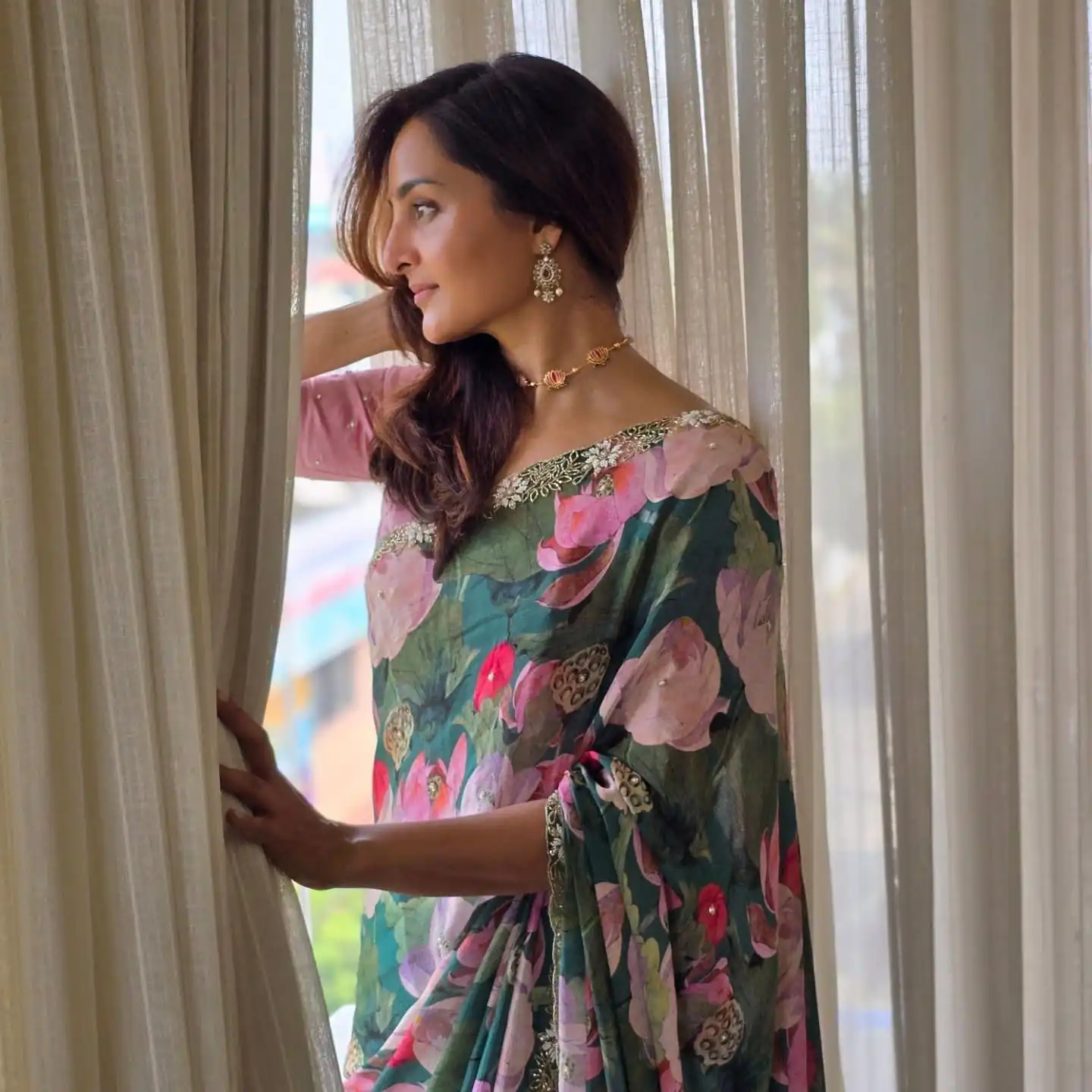 NC 5457 Teal Tebby Silk Saree Perfect for Wedding, Party, Ethnic Day, Durga Puja, Traditional Day – . Available at ₹2399 only. Delivery 4-6 Working Day | Sarees, Bollywood Sarees, Creative Sarees, Designer Sarees, Embroidered Sarees, Ethnic Saree, Modern Digital sarees, Party Wear Sarees