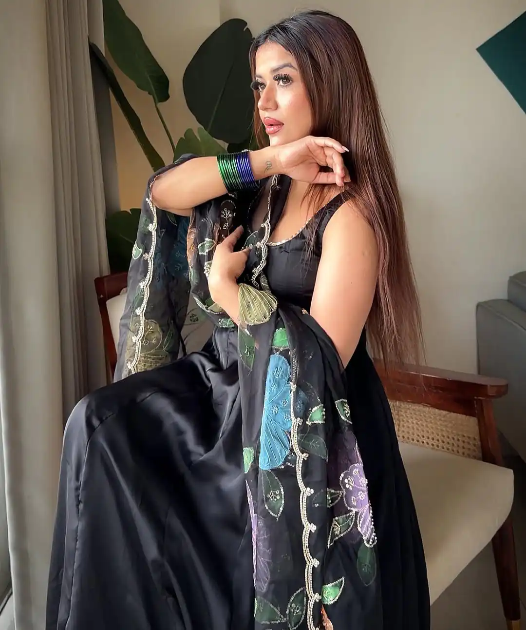 Aglow Black Natural Crep Lace Work Anarkali Suit - Image 3