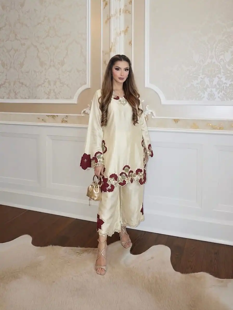 Shiny Cream Roman Glass Embroidery Work Salwar Suit - Image 4