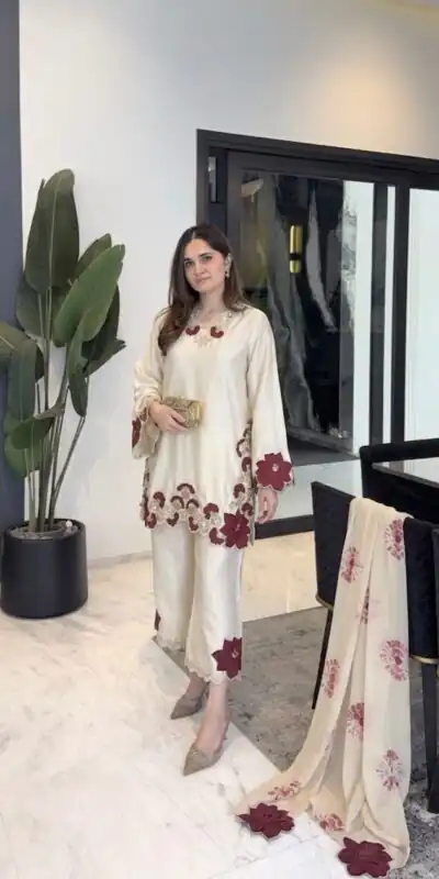 Alternative view of Shiny Cream Roman Glass Embroidery Work Salwar Suit