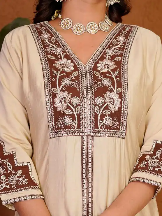 Shiny Cream Roman Silk Thread Work Salwar Suit - Image 3