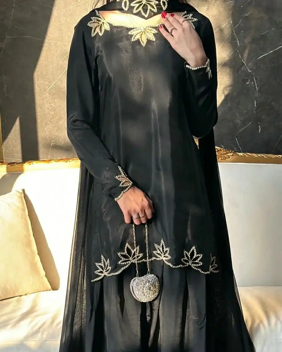 Super Black Natural Crep Embroidery Work Salwar Suit - Image 3