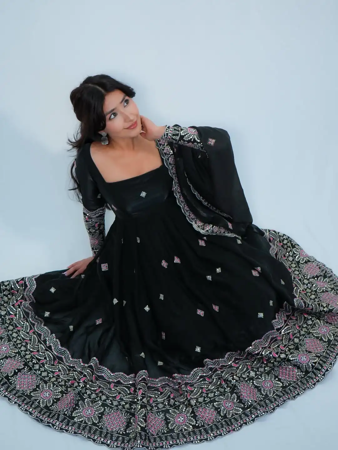Trendy Black Fendy Silk Thread Work Anarkali Suit - Image 4