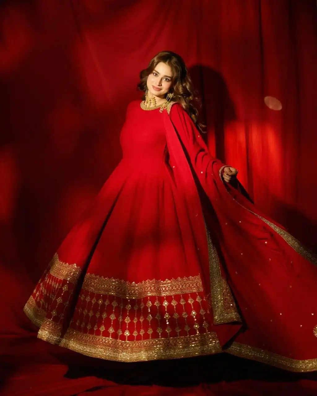 RRTC 6026 Red Color Vichitra Silk Thread Sequence Work Gown . Exclusive Offer ₹2499. Delivery 4-6 Working Days. Shop now. | Gowns, Bollywood Gowns, Creative Gowns, Designer Gowns, Embroidered Gowns, Party Wear Gowns