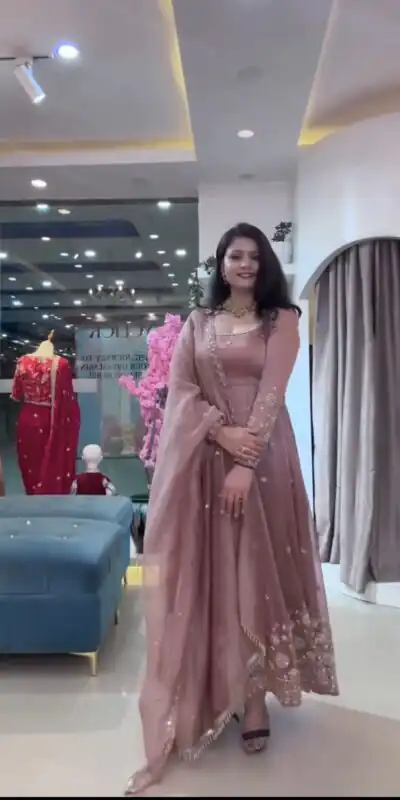 VLM 339 Onion Crunchy Silk Gown Perfect for Wedding, Party, Housewarming, Haldi, Durga Puja β . Best Price βΉ2149. Delivery 4-6 Working Days. Shop now. | Gowns, Bollywood Gowns, Creative Gowns, Designer Gowns, Embroidered Gowns, Party Wear Gowns