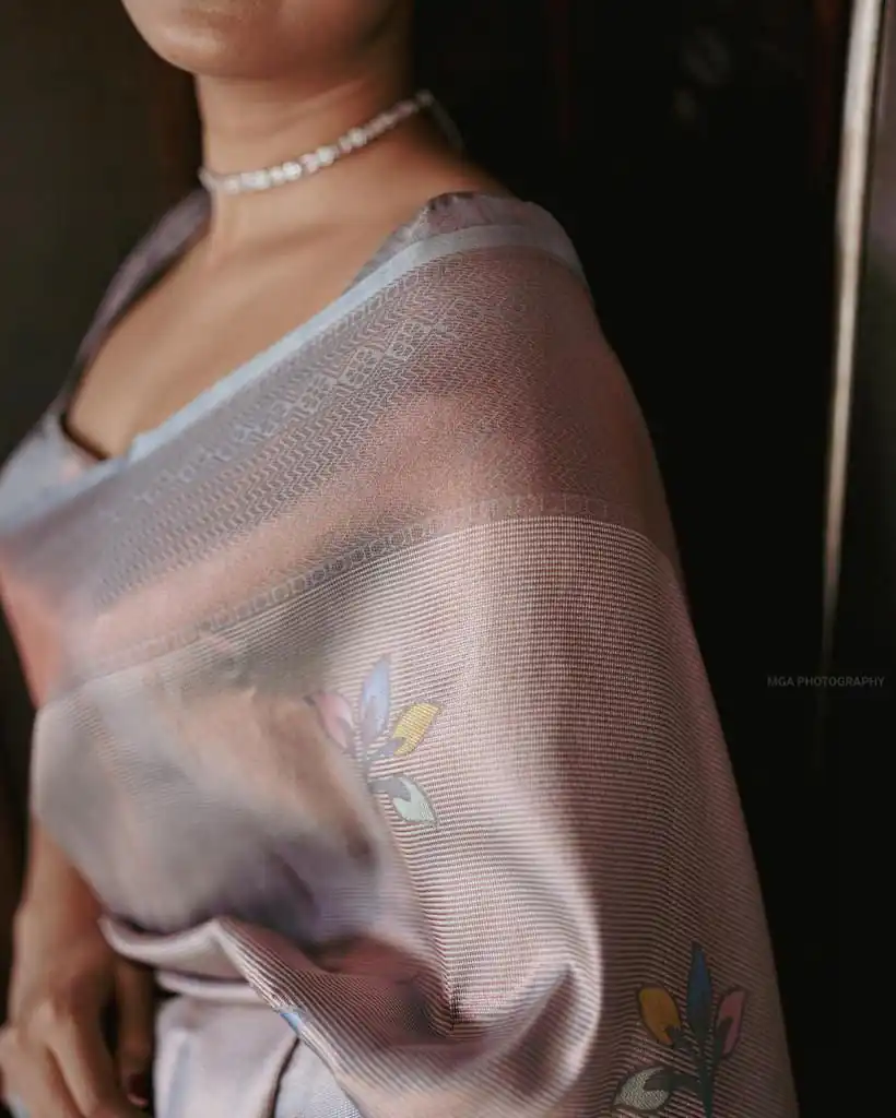 KPR 146 Grey in Soft Lichi Silk Jacquard Work Designer Work Saree . Exclusive Offer ₹1399. Delivery 4-6 Working Days. Shop now. | Sarees, Bollywood Sarees, Creative Sarees, Designer Sarees, Embroidered Sarees, Ethnic Saree, Modern Digital sarees, Party Wear Sarees