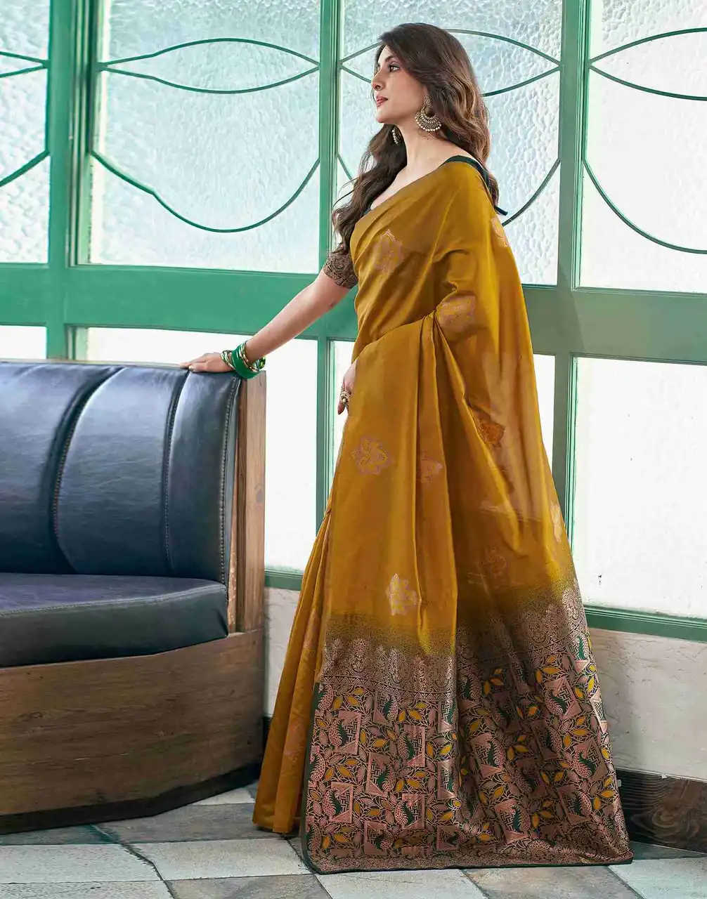 Aglow Mastered Soft Lichi Silk Jacquard Work Saree