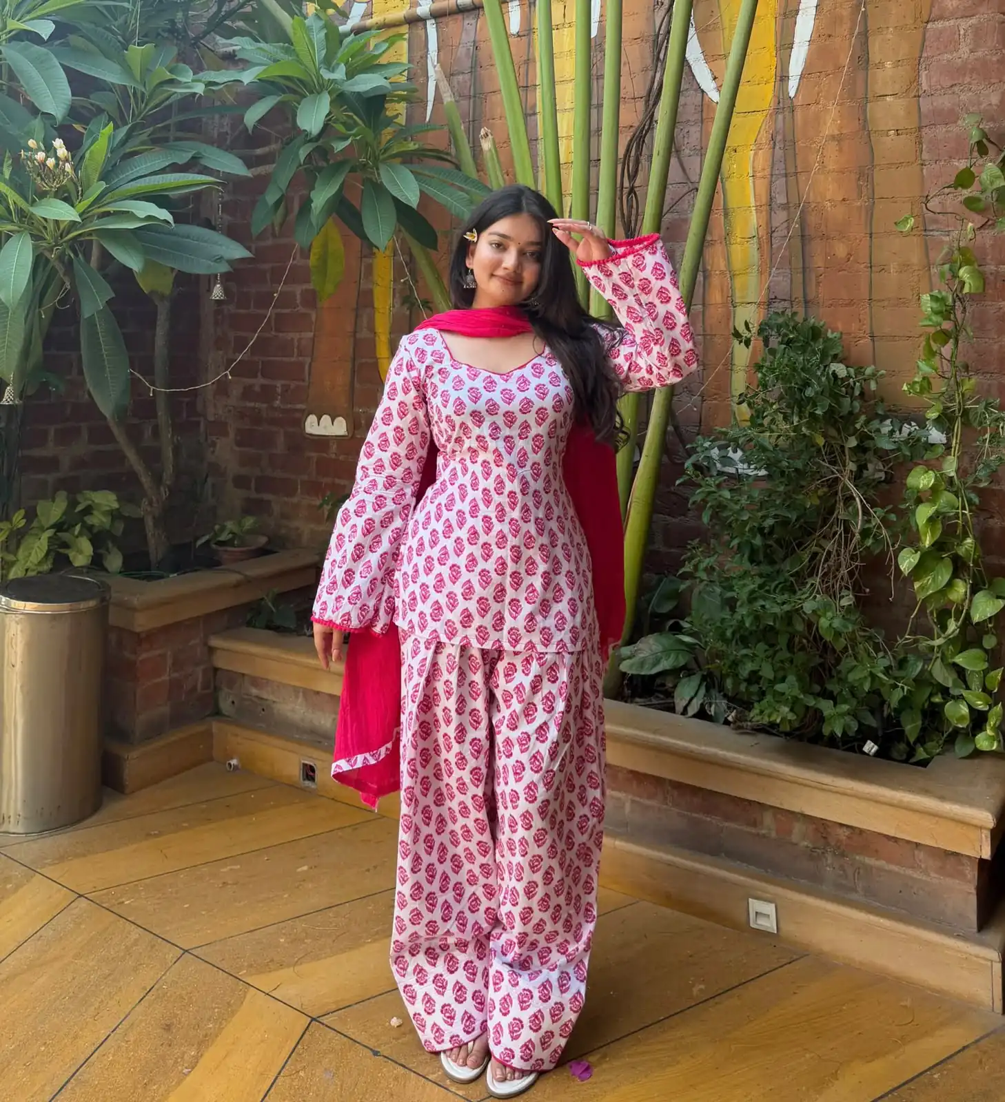 Fancy Pink Cambric Cotton Printed Salwar Suit - Image 3