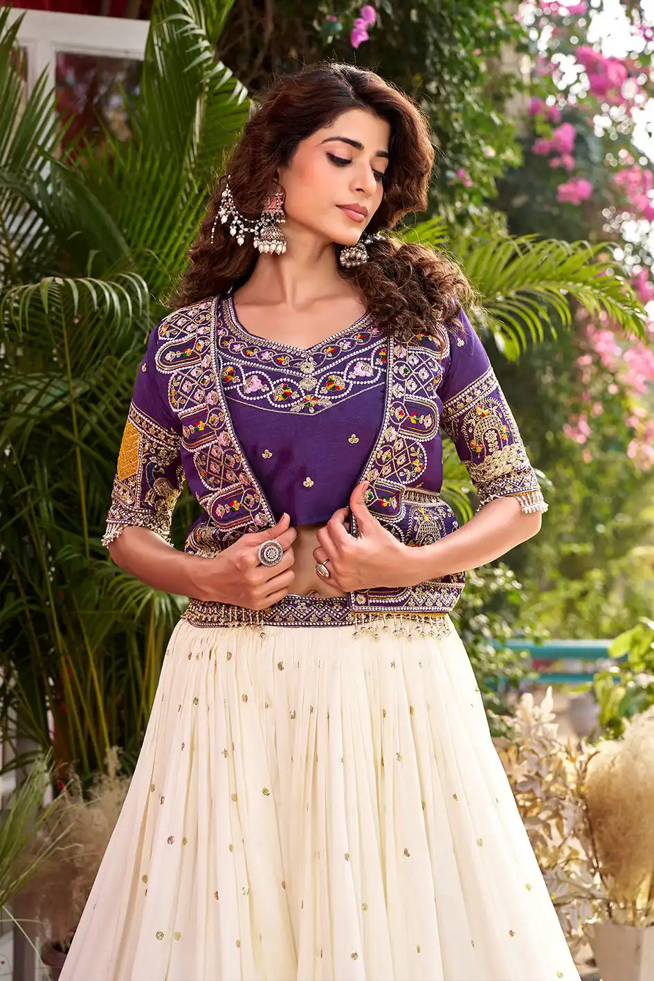 Special Purple Vichitra Thread Work Lehenga Choli - Image 3