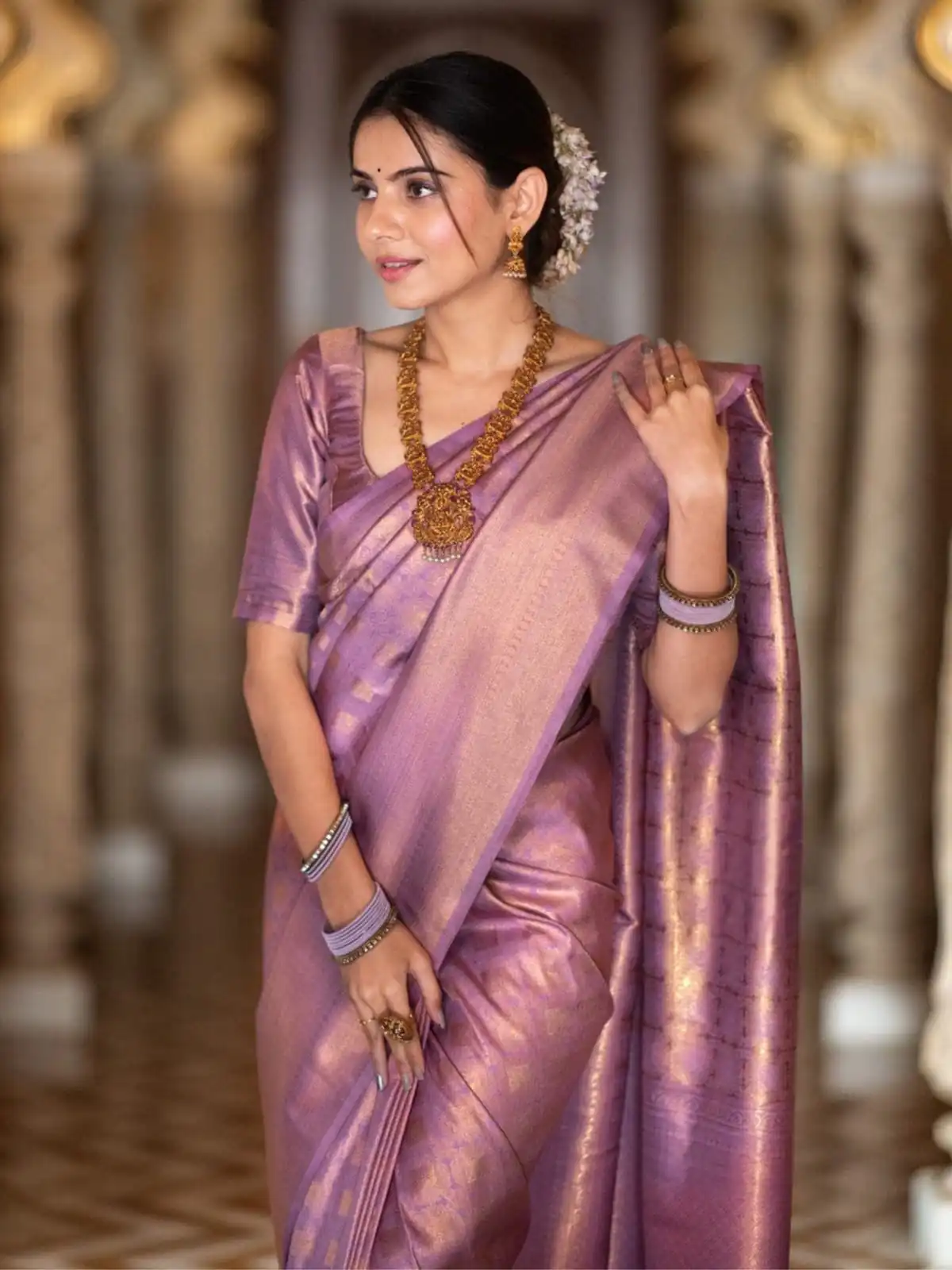 Superb Lavender Lichi Silk Jacquard Border Work Saree