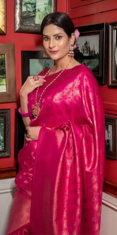 Alternative view of Superb Pink Lichi Silk Jacquard Border Work Saree