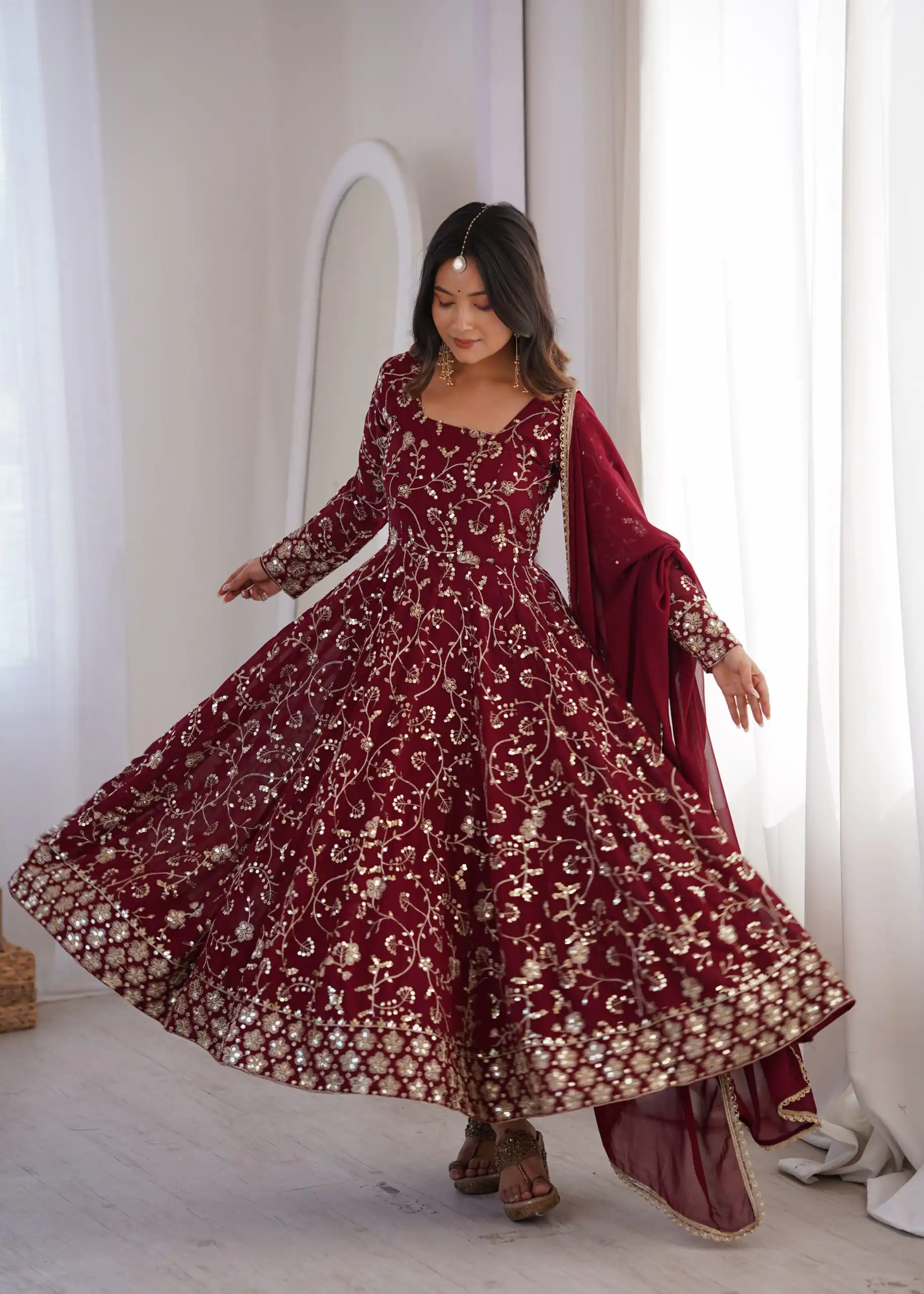ZF 5024 Maroon Fox Perfect for Wedding, Party, Durga Puja, Diwali, Anniversary –Georgette Gown. Now at just ₹2399. Delivery 4-6 Working Days. Shop now. | Gowns, Bollywood Gowns, Creative Gowns, Designer Gowns, Embroidered Gowns, Party Wear Gowns