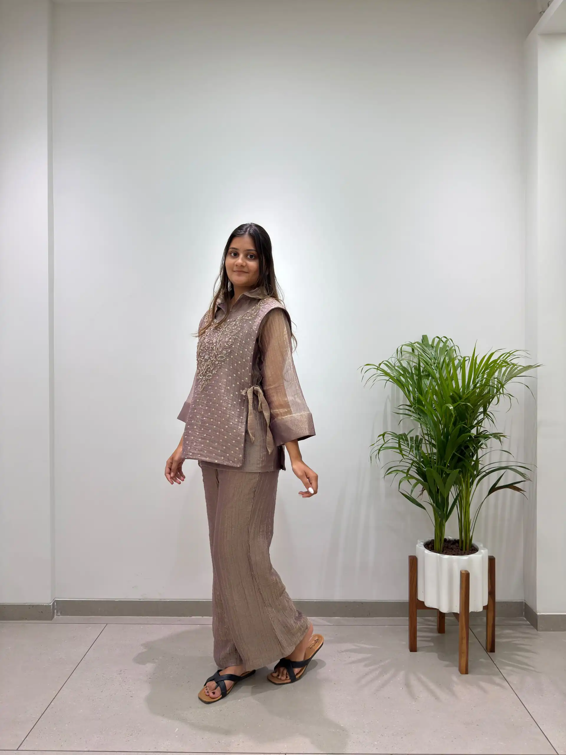 BE 484 Brown Colour | Brown Salsa Silk Kurti with Hand Work. Get it for ₹2199. Delivery 4-6 Working Days. Online Shop now. | Kurti, Bollywood Kurti, Creative Kurtis, Designer Kurti, Party Wear Kurti, Selfie Kurti