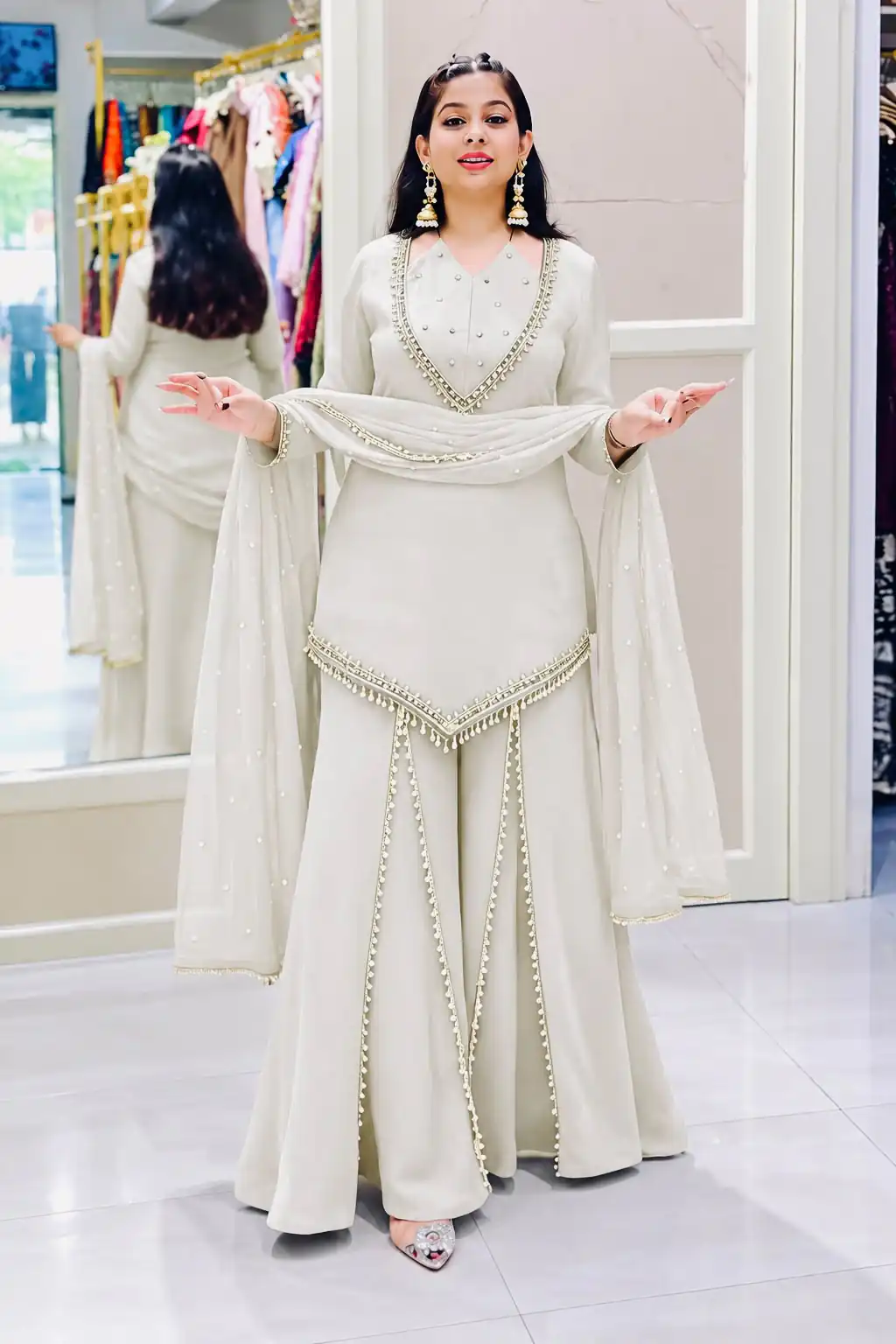 Pretty White Roman Glass Mirror Work Salwar Suit - Image 4