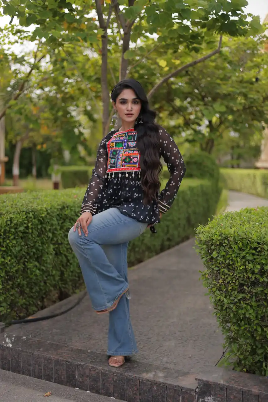 Solid Black Faux Georgette Gamthi Bandhni Work Kurti - Image 4