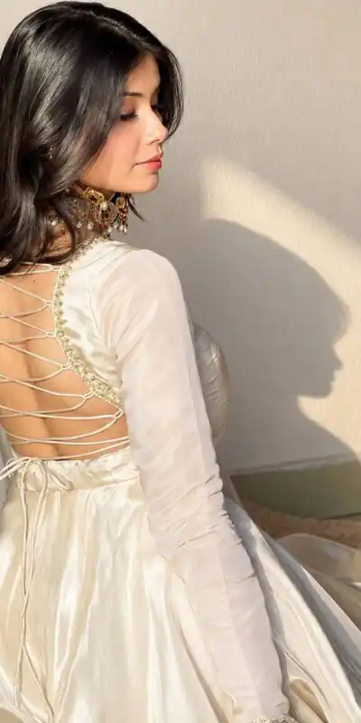 SSR 551 White Upada Silk Gown Perfect for Wedding, Party, Onam, Housewarming, Durga Puja –. Grab it for ₹2399. Delivery 4-6 Working Days. Shop now. | Gowns, Bollywood Gowns, Creative Gowns, Designer Gowns, Embroidered Gowns, Party Wear Gowns