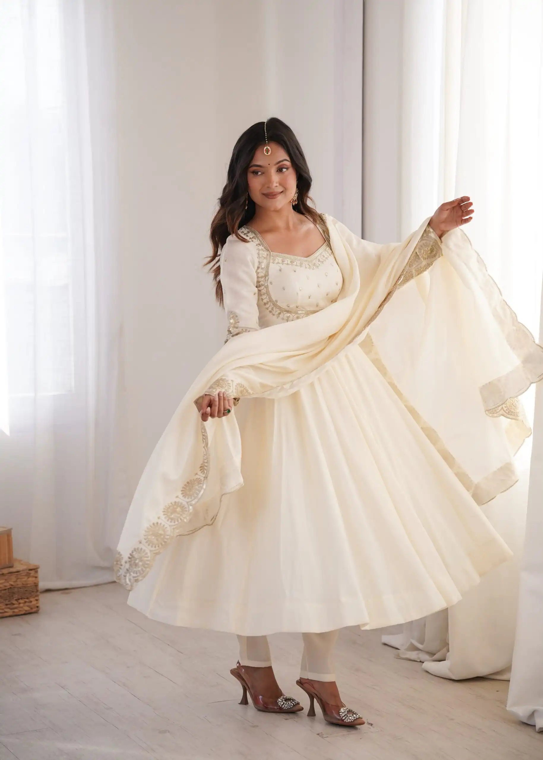 ZF 5026  White Colour Roman Silk Salwar Suit with Embroidery Work. Best Price ₹2399. Delivery 4-6 Working Days. Online Shop now. | Anarkali Suits, Bollywood Anarkali, Creative-Anarkali, Designer Anarkali, Embroidered Anarkali, Party Wear Anarkali