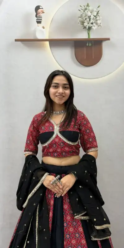 Ram 198 Black in Pure Cotton Mirror Work & Gamthi Work Lehenga Choli . Exclusive Offer ₹3149. Delivery 4-6 Working Days. Shop now. | Lehenga, Bollywood Lehenga, Creative Lehenga, Designer Lehenga, Embroidered Lehenga, Party Wear Lehenga
