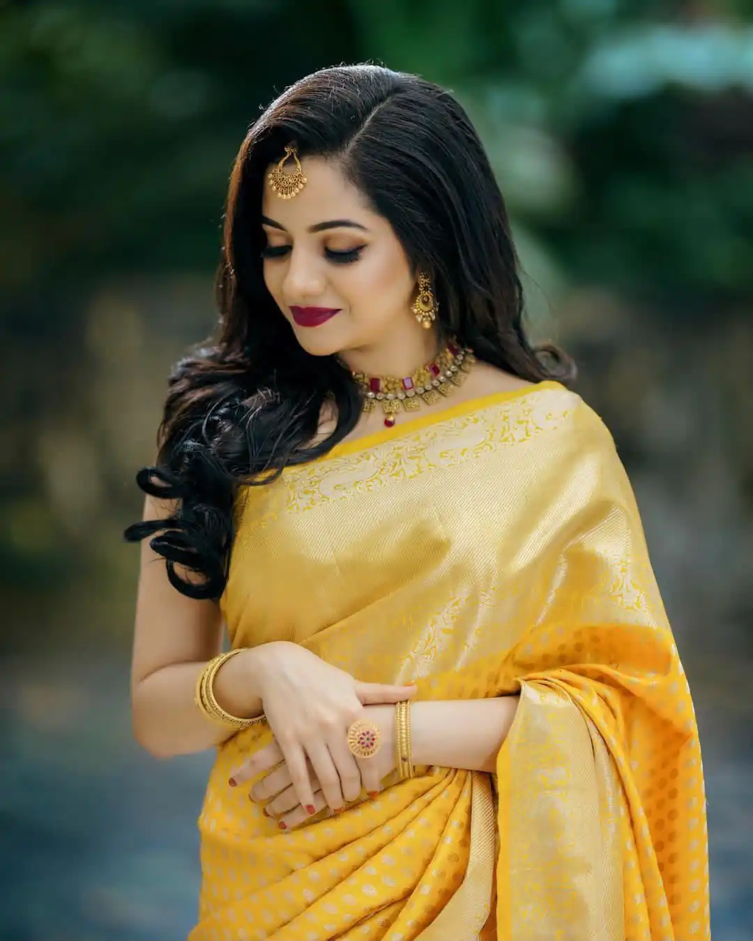 Pretty Yellow Lichi Silk Lace Jacquard Work Saree - Image 3