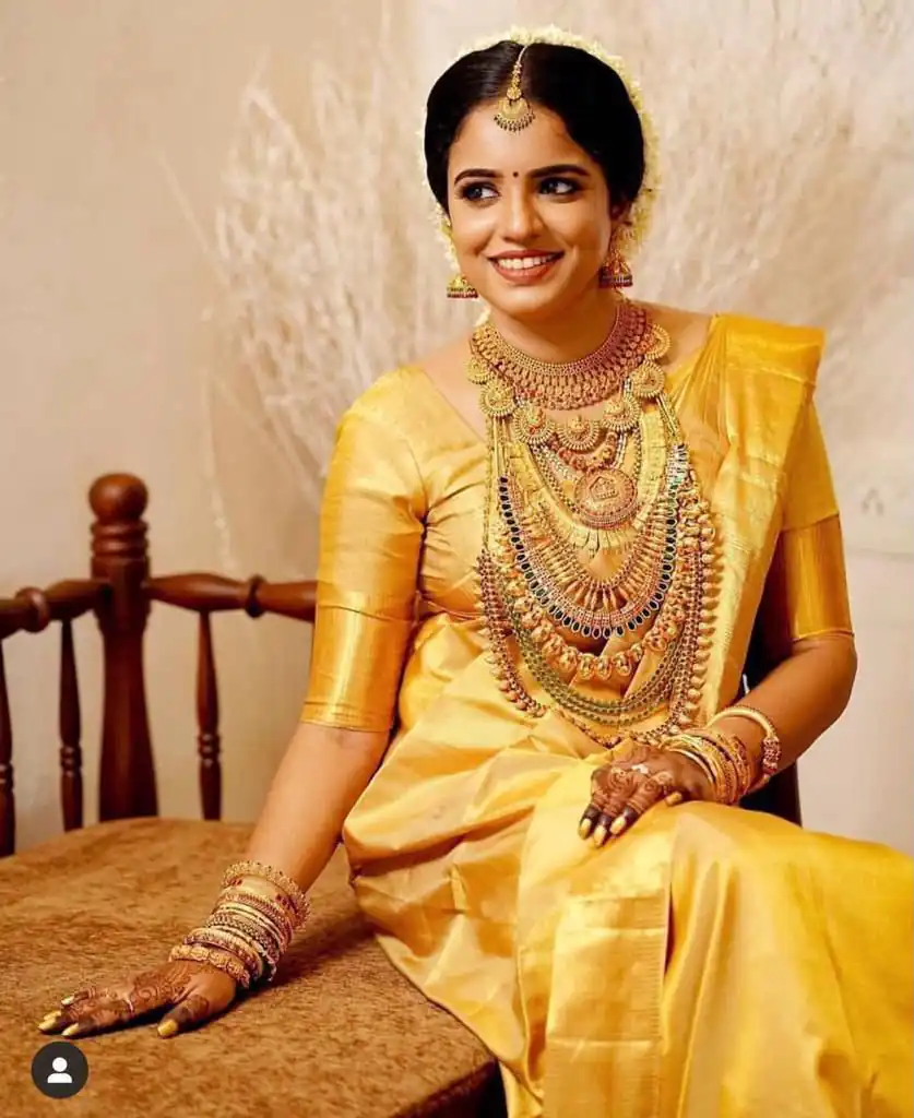 Pretty Yellow Lichi Silk Lace Jacquard Work Saree - Image 2