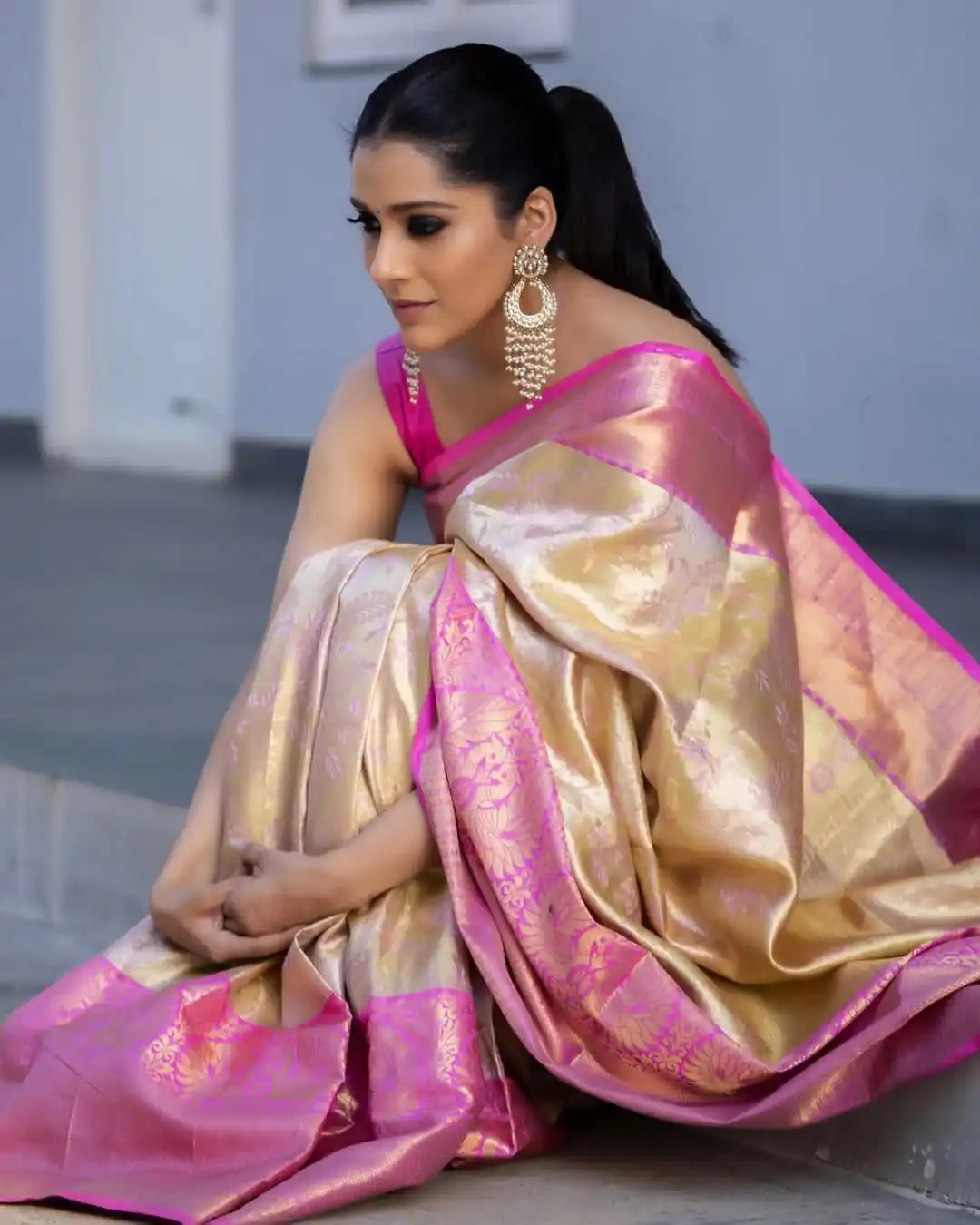 Super Pink Soft Lichi Silk Lace Border Work Saree - Image 4